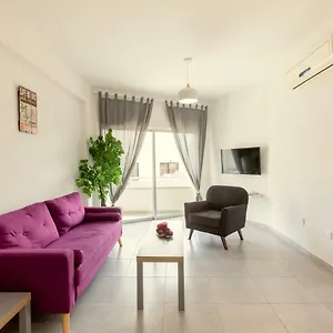 https://savvas-city-centre-flat.hotelsatayianapa.com
